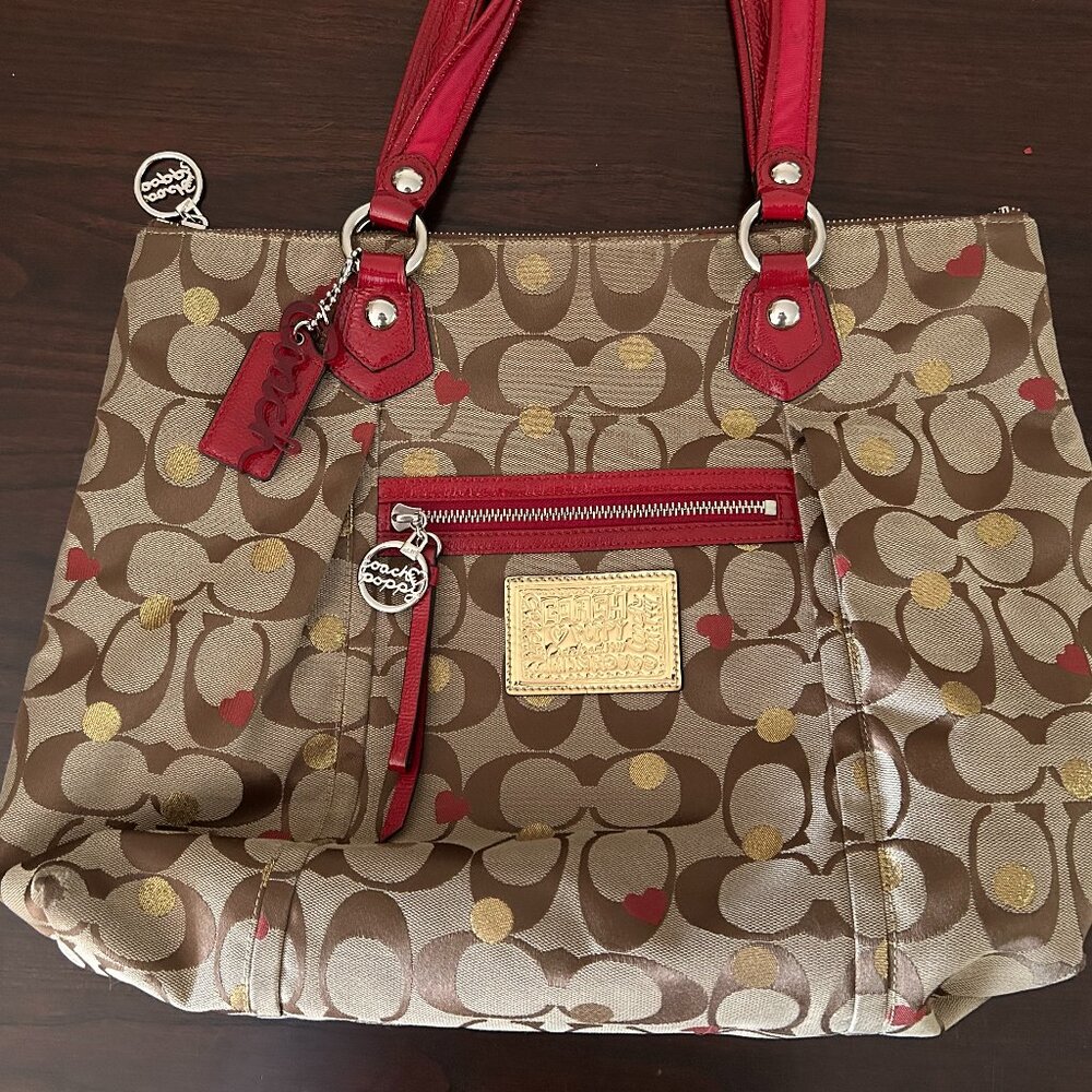 Coach Poppy shoulder bag (monogram with hearts)
